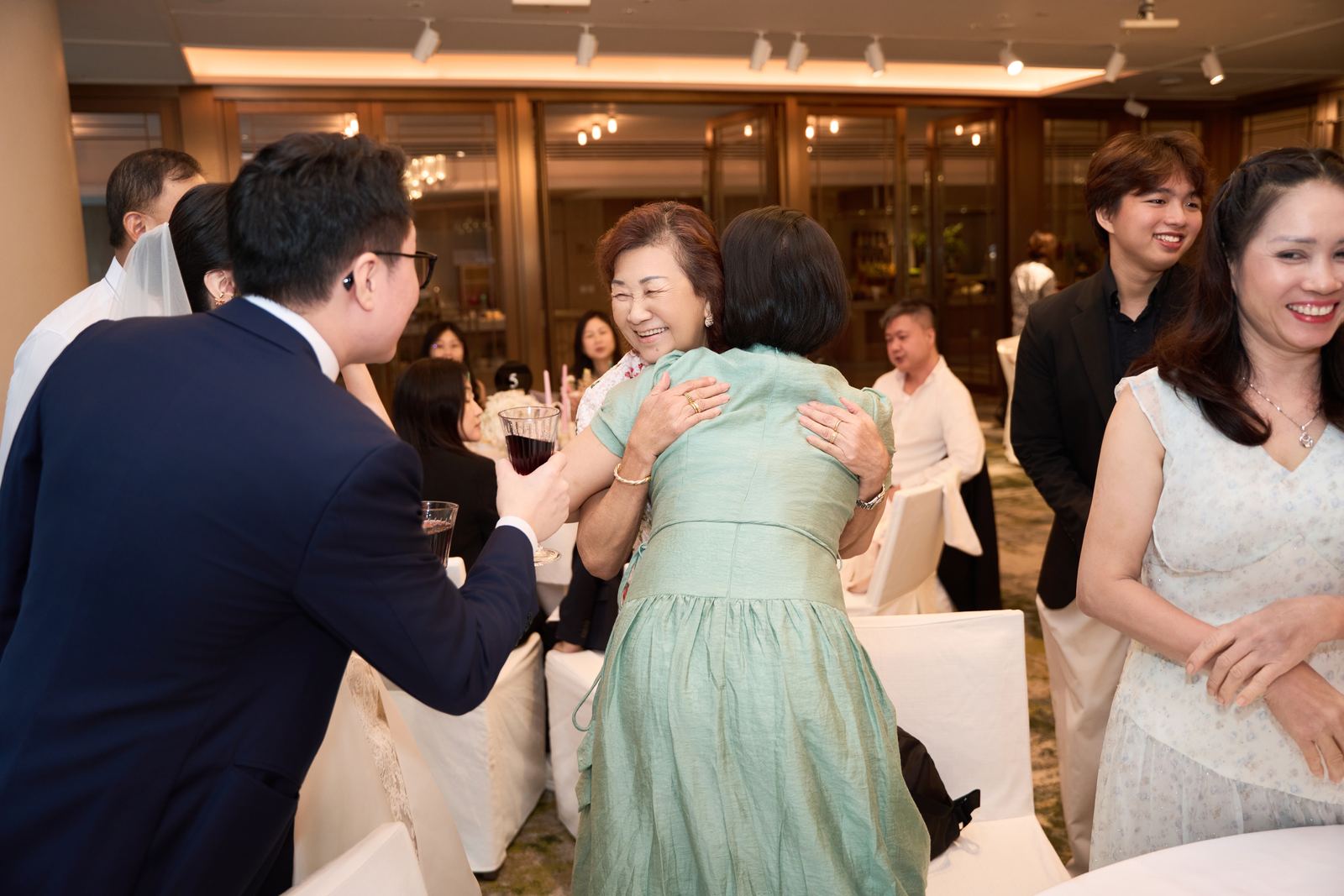 Edward and Na at their wedding